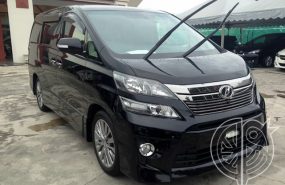 2012 Toyota Vellfire ZG SUNROOF 2.4 UNREG – Black