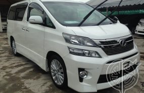 2012 Toyota Vellfire Z